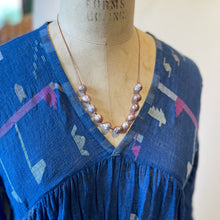 Load image into Gallery viewer, Floating Pearl Necklace
