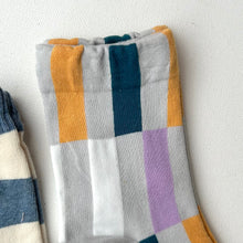 Load image into Gallery viewer, Sprightly Socks

