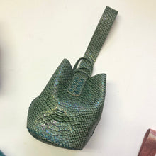 Load image into Gallery viewer, Leather Wristlets
