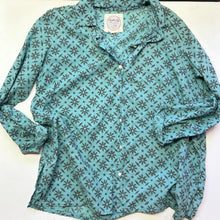 Load image into Gallery viewer, Favorite Cotton Shirt
