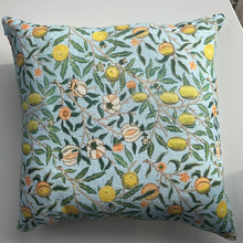 Load image into Gallery viewer, Morris Print Linen Pillows
