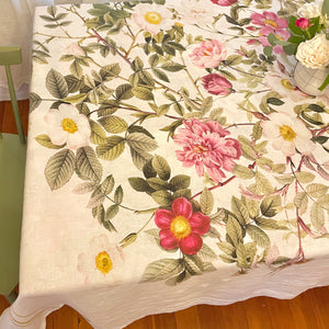 Summer Roses Tablecloths & Runners