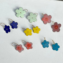 Load image into Gallery viewer, Flower Pop Earrings
