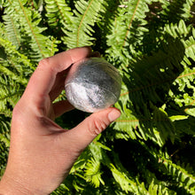 Load image into Gallery viewer, Surprise Balls
